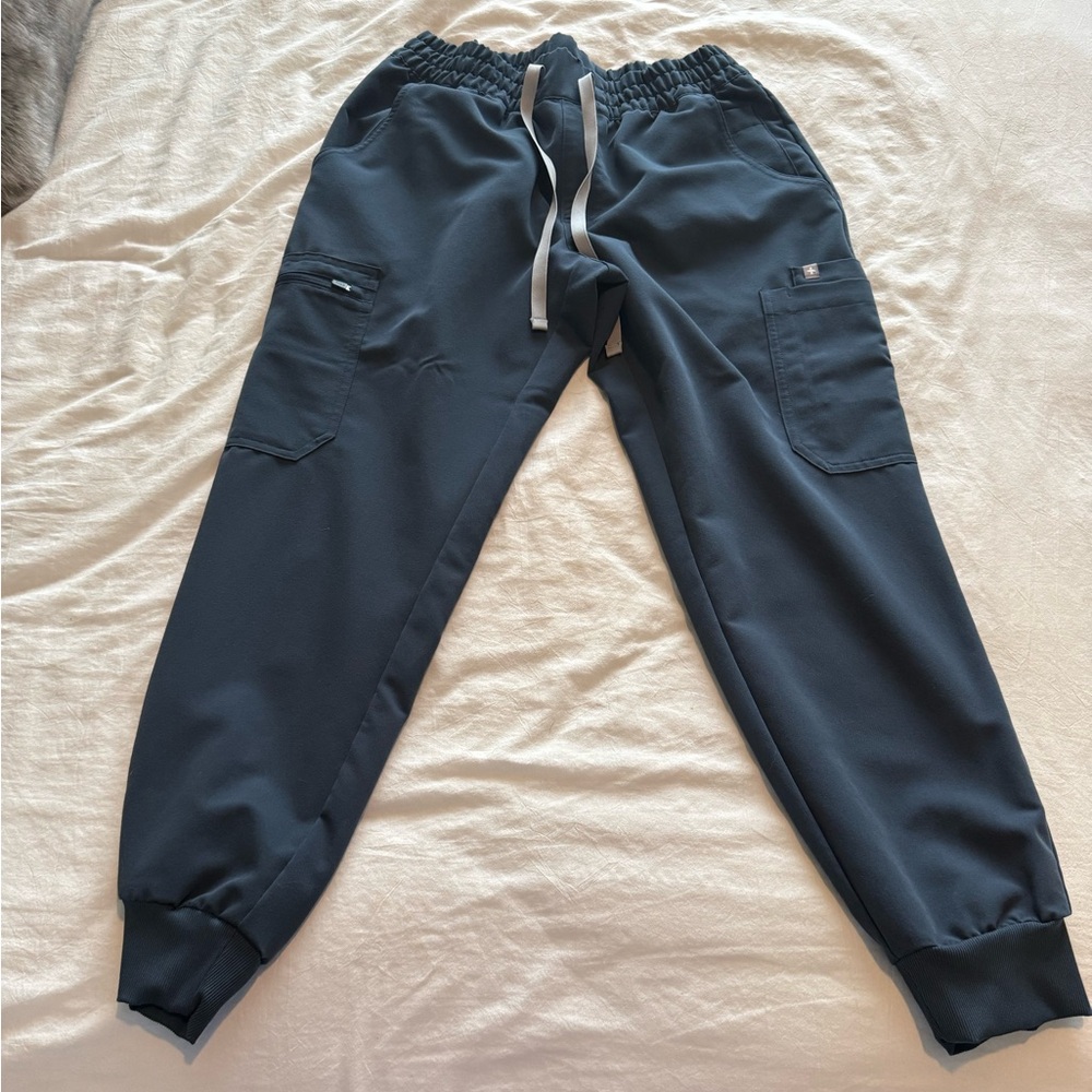 FIGS Uman Relaxed Jogger Scrubs